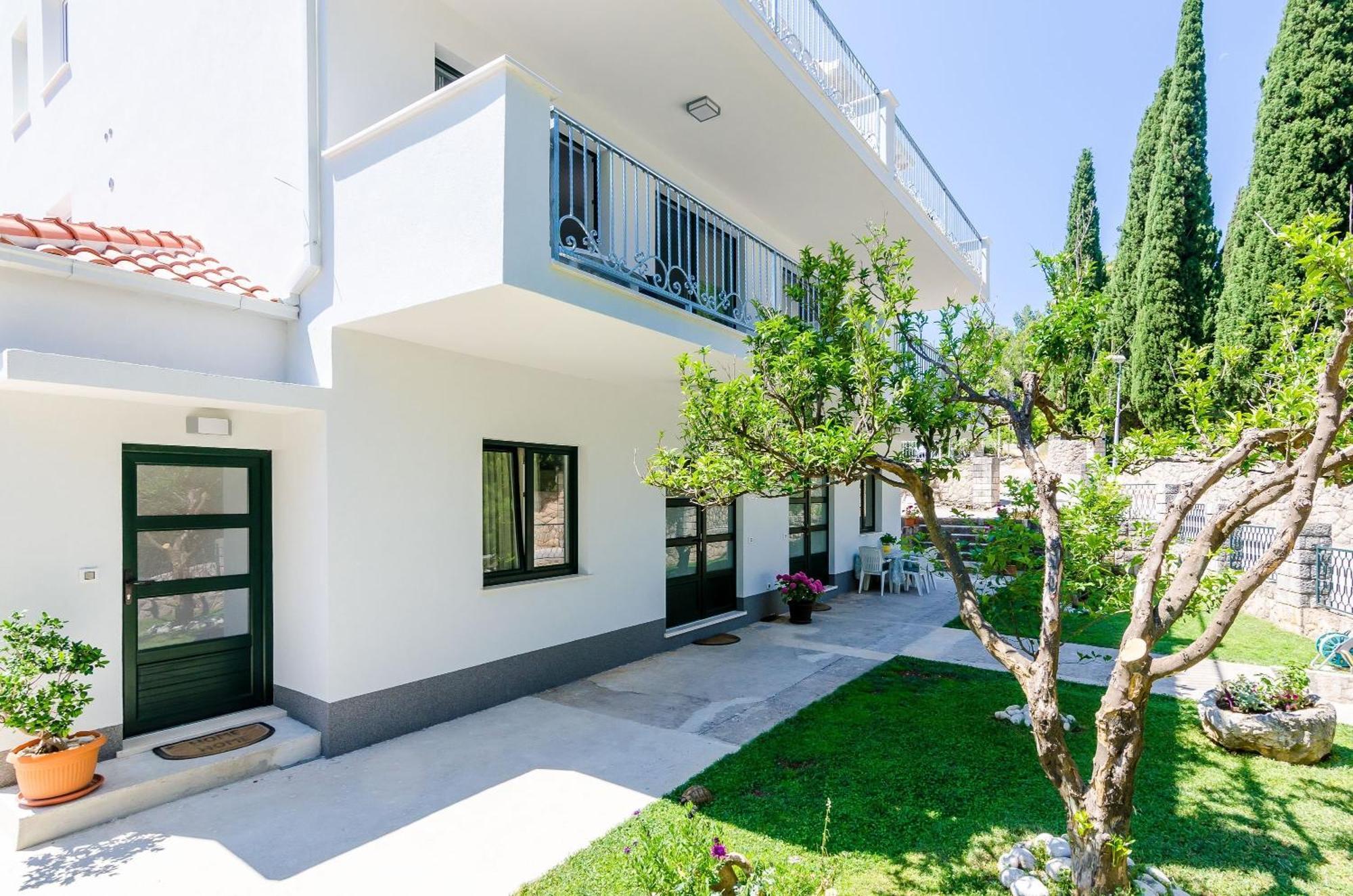 Apartments Garden-Кавтат Екстериор снимка